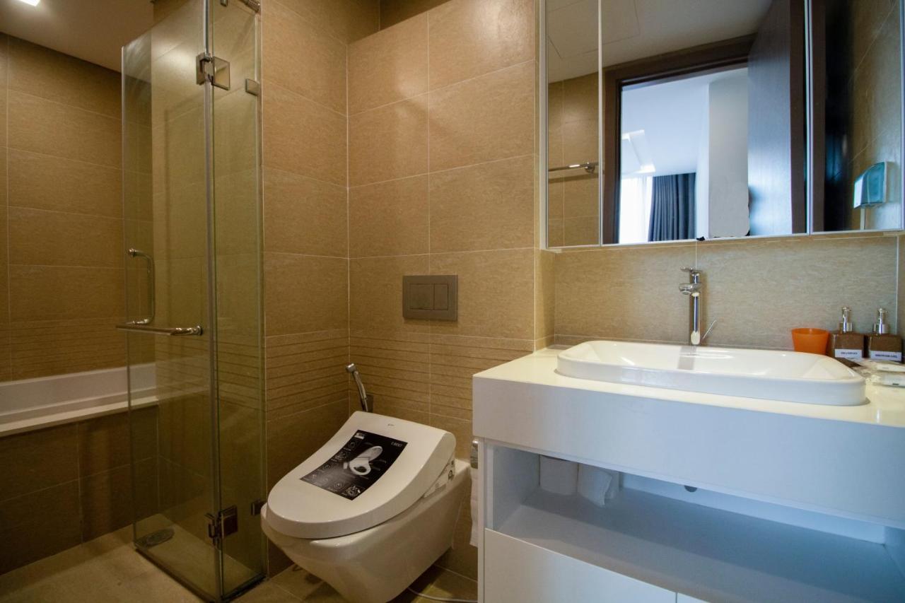 Fujihousing - Vinhomes Metropolis Apartment Ханой Екстер'єр фото