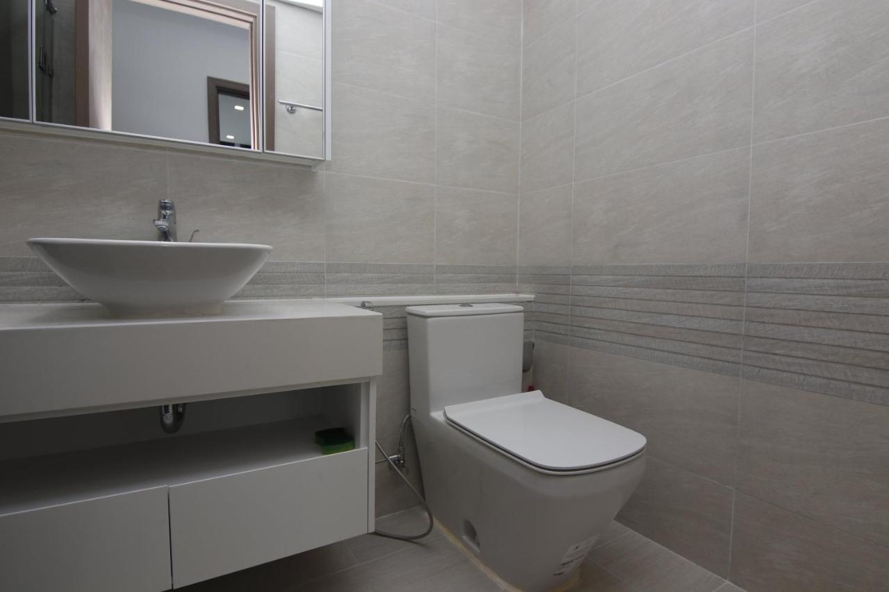 Fujihousing - Vinhomes Metropolis Apartment Ханой Екстер'єр фото